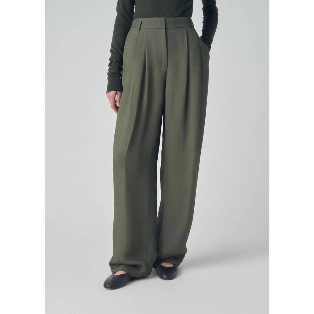 NEW CO classic textured crepe trouser in green